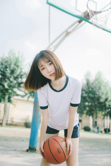 蕾丝女孩